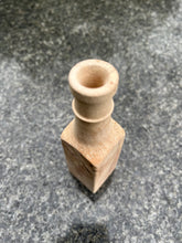 Load image into Gallery viewer, The Beid Oak Vase