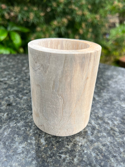The Alshain Oak Vase