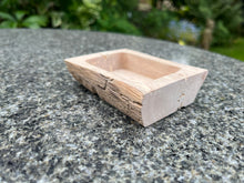 Load image into Gallery viewer, The Cebalrai Rustic Oak Open Topped Trinket Box