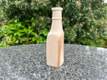 Load image into Gallery viewer, The Alcor Oak Vase