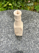 Load image into Gallery viewer, The Alcor Oak Vase