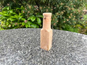 The Alkes Oak Vase