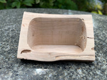 Load image into Gallery viewer, The Capella Rustic Oak Vertical Open Topped Trinket Box