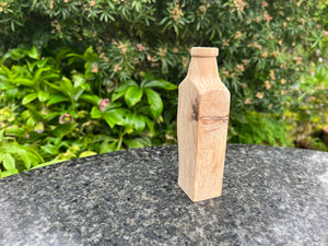 The Azha Oak Vase