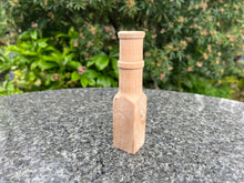 Load image into Gallery viewer, The Labr Oak Vase