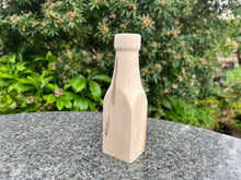 Load image into Gallery viewer, The Rotanev Chi Oak Vase