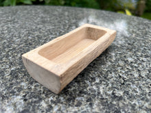 Load image into Gallery viewer, The Nihal Rustic Oak Open Topped Trinket Box