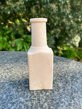 Load image into Gallery viewer, The Hyadum Oak Vase
