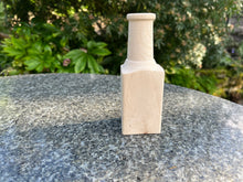 Load image into Gallery viewer, The Hyadum Oak Vase
