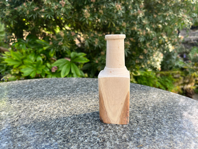 The Hyadum Oak Vase