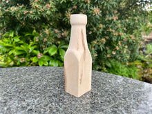 Load image into Gallery viewer, The Rotanev Chi Oak Vase