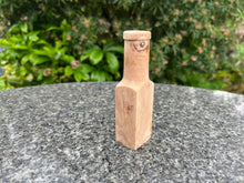 Load image into Gallery viewer, The Alkes Oak Vase