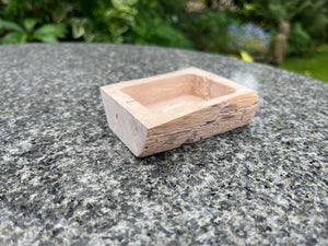 The Cebalrai Rustic Oak Open Topped Trinket Box