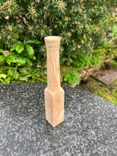 Load image into Gallery viewer, The Chara Oak Vase
