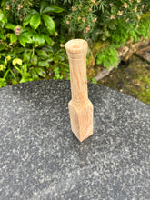 Load image into Gallery viewer, The Chara Oak Vase