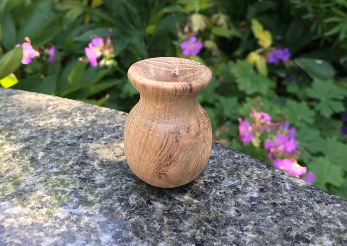 The Altais Thimble Vase