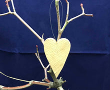 Load image into Gallery viewer, Valentine Long Heart Medium Size
