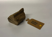 Load image into Gallery viewer, The Calaeno Rustic Oak Lidded Trinket Box