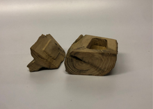 Load image into Gallery viewer, The Calaeno Rustic Oak Lidded Trinket Box