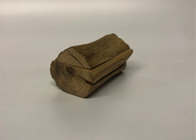 Load image into Gallery viewer, The Sabik Rustic Oak Lidded Trinket Box