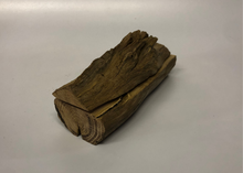 Load image into Gallery viewer, The Electra Rustic Oak Lidded Trinket Box